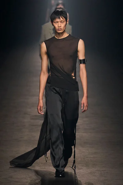 Look 41